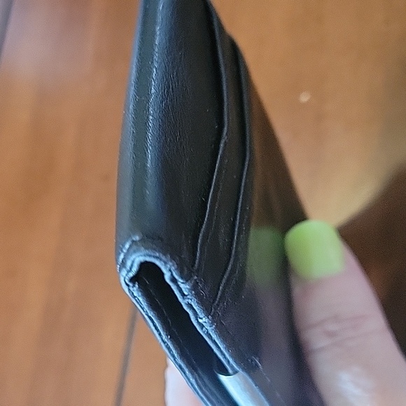 ZITHALI ๐ LEATHER WALLET - Picture 14 of 15